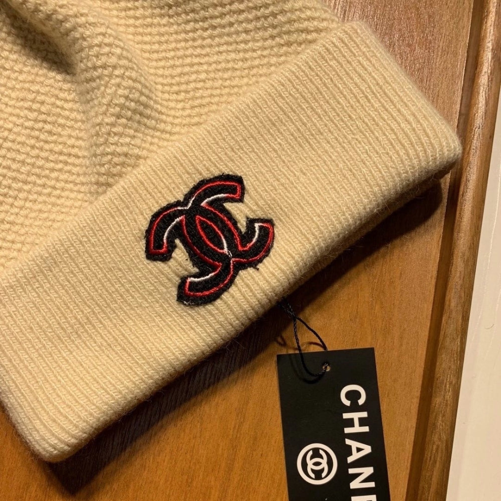 Anum Bags CHL CC LOGO CASHMERE BEANIE BEIGE