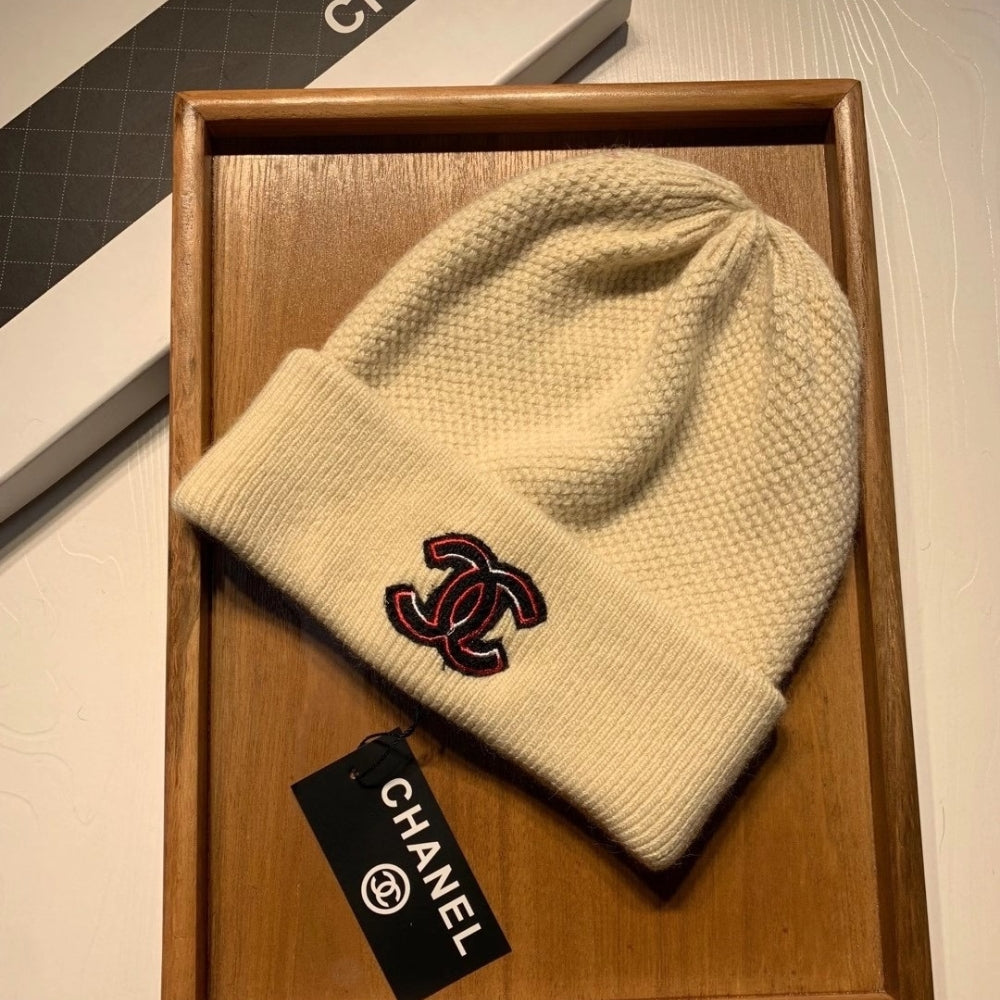 Anum Bags CHL CC LOGO CASHMERE BEANIE BEIGE