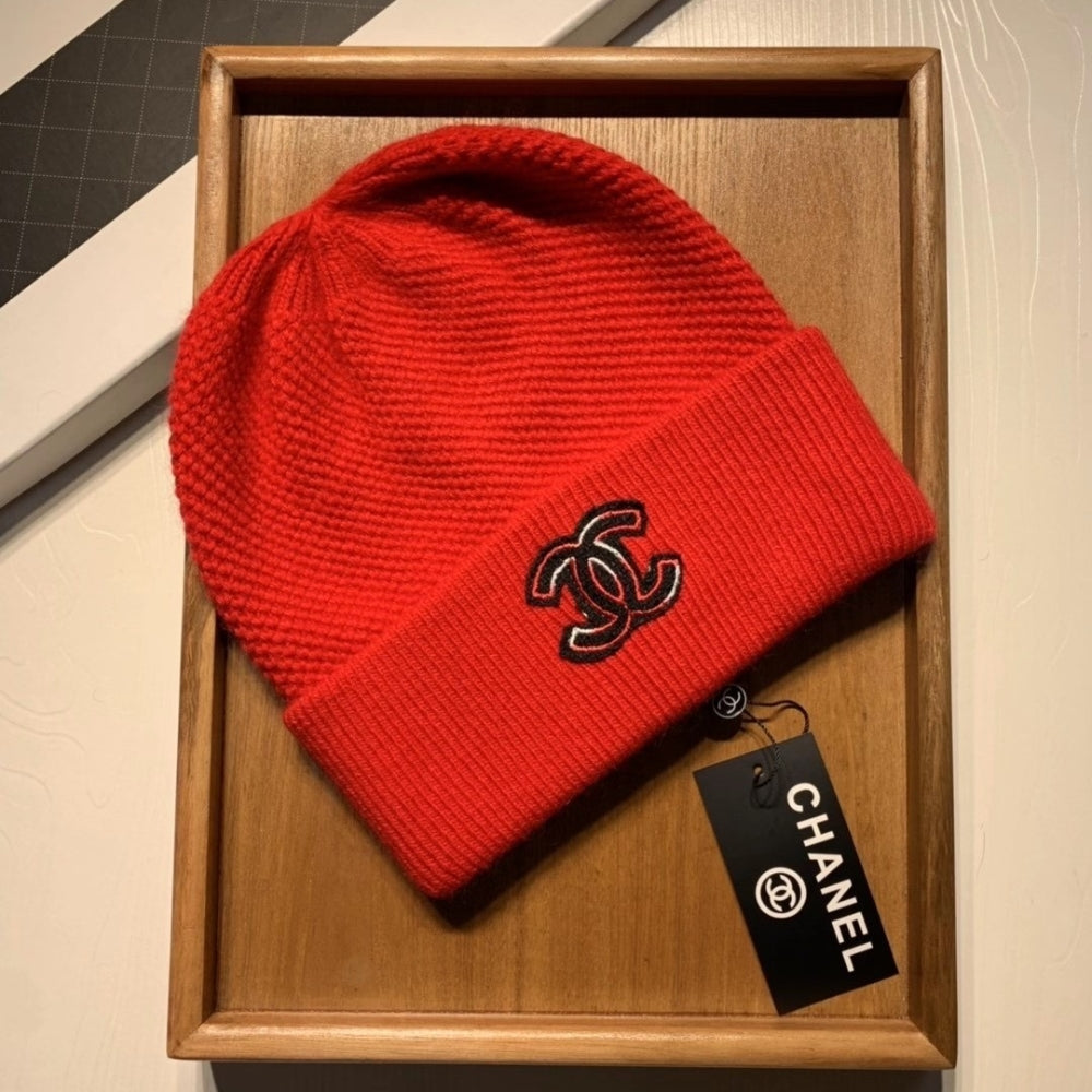 Anum Bags CHL CC LOGO CASHMERE BEANIE RED
