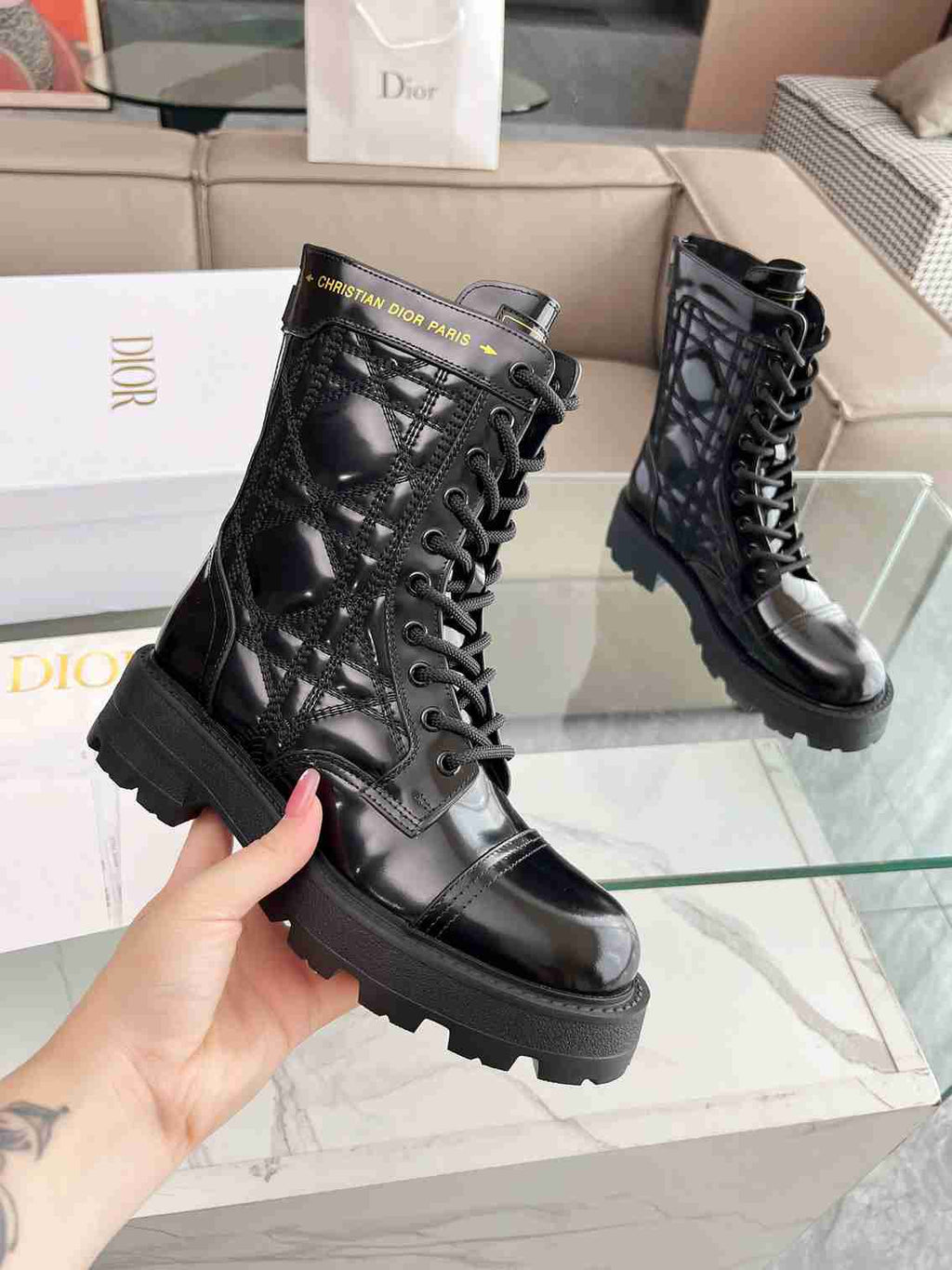 Ezyycart Bags DD D UNIT ANKLE BOOT QUILTED CANNAGE CALFSKIN BLACK KCI995CQC S900