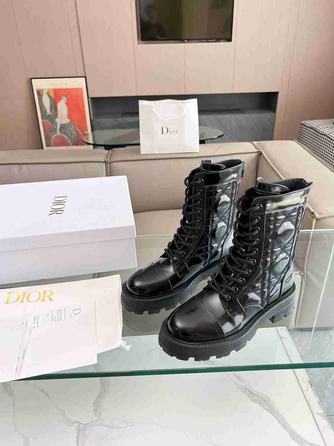 Ezyycart Bags DD D UNIT ANKLE BOOT QUILTED CANNAGE CALFSKIN BLACK KCI995CQC S900