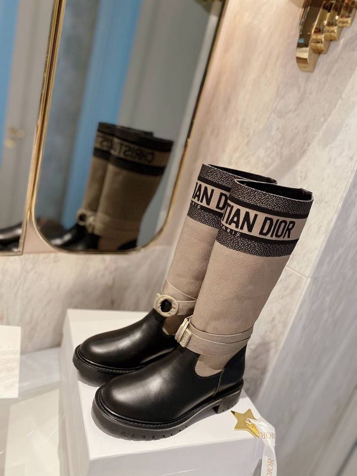 Ezyycart Bags DD D MAJOR BOOT FABRIC AND CALFSKIN IN TAUPE AND BLACK KCI611SCN S46X