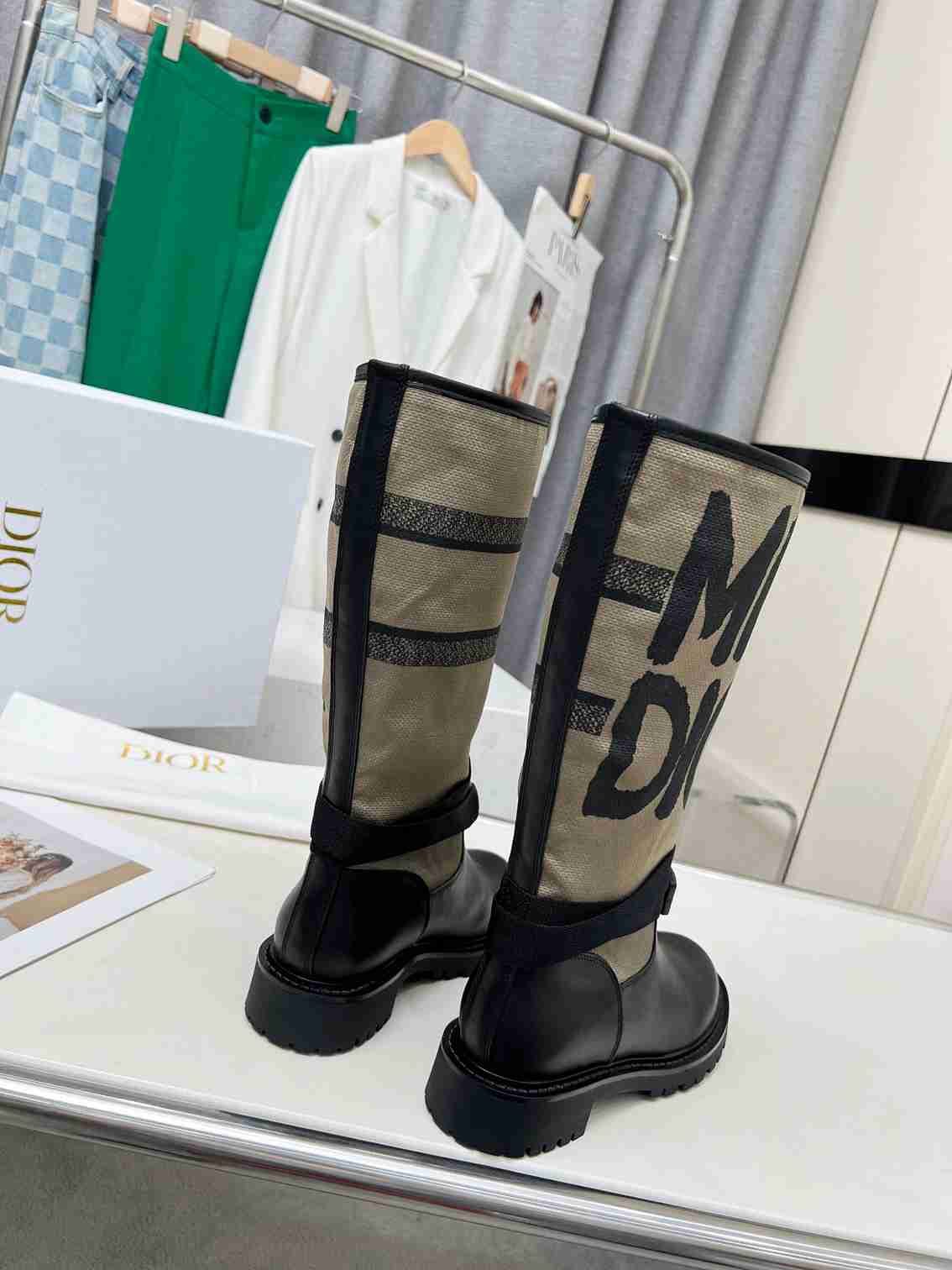 Ezyycart Bags DD D MAJOR BOOT WITH MISS DD PRINT WARM TAUPE KDI929CMV S44X
