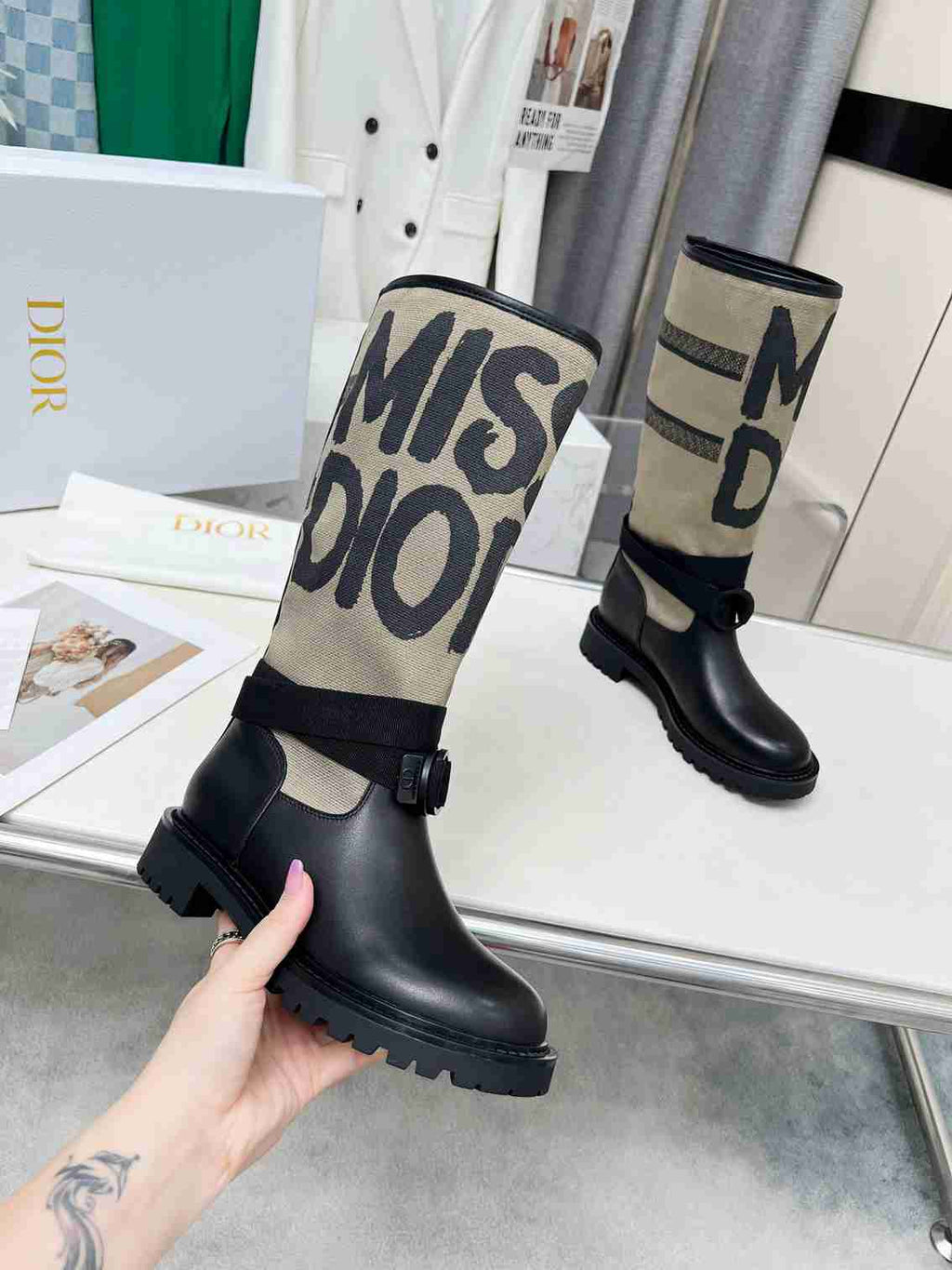Ezyycart Bags DD D MAJOR BOOT WITH MISS DD PRINT WARM TAUPE KDI929CMV S44X