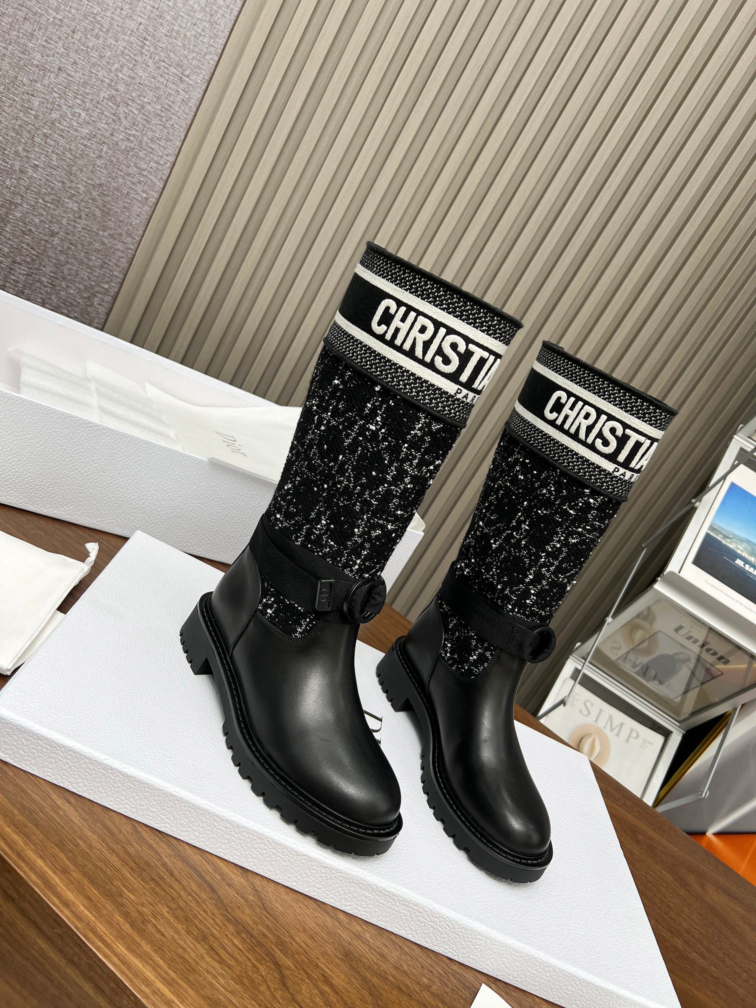 Ezyycart Bags DD D MAJOR BOOT CALFSKIN AND CANNAGE TWEED BLACK AND WHITE KCI981CWY S17X