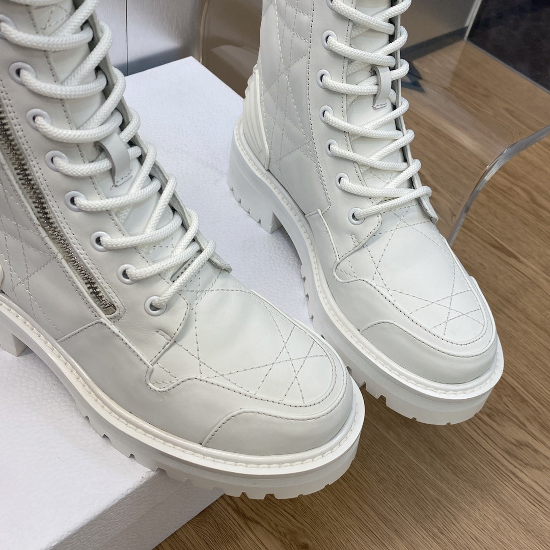 Ezyycart Bags DD D LEADER ANKLE BOOT WHITE KDI733CQC S03W