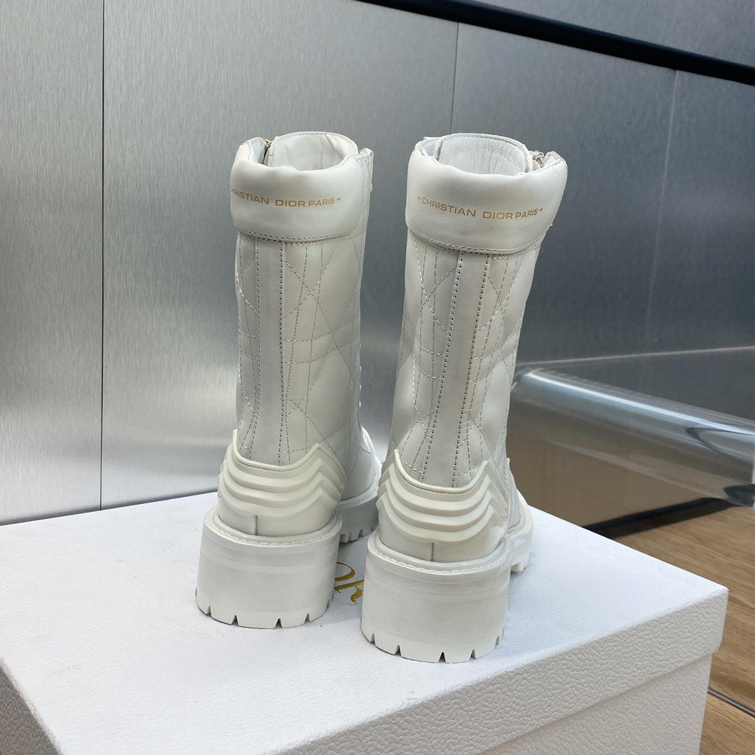Ezyycart Bags DD D LEADER ANKLE BOOT WHITE KDI733CQC S03W
