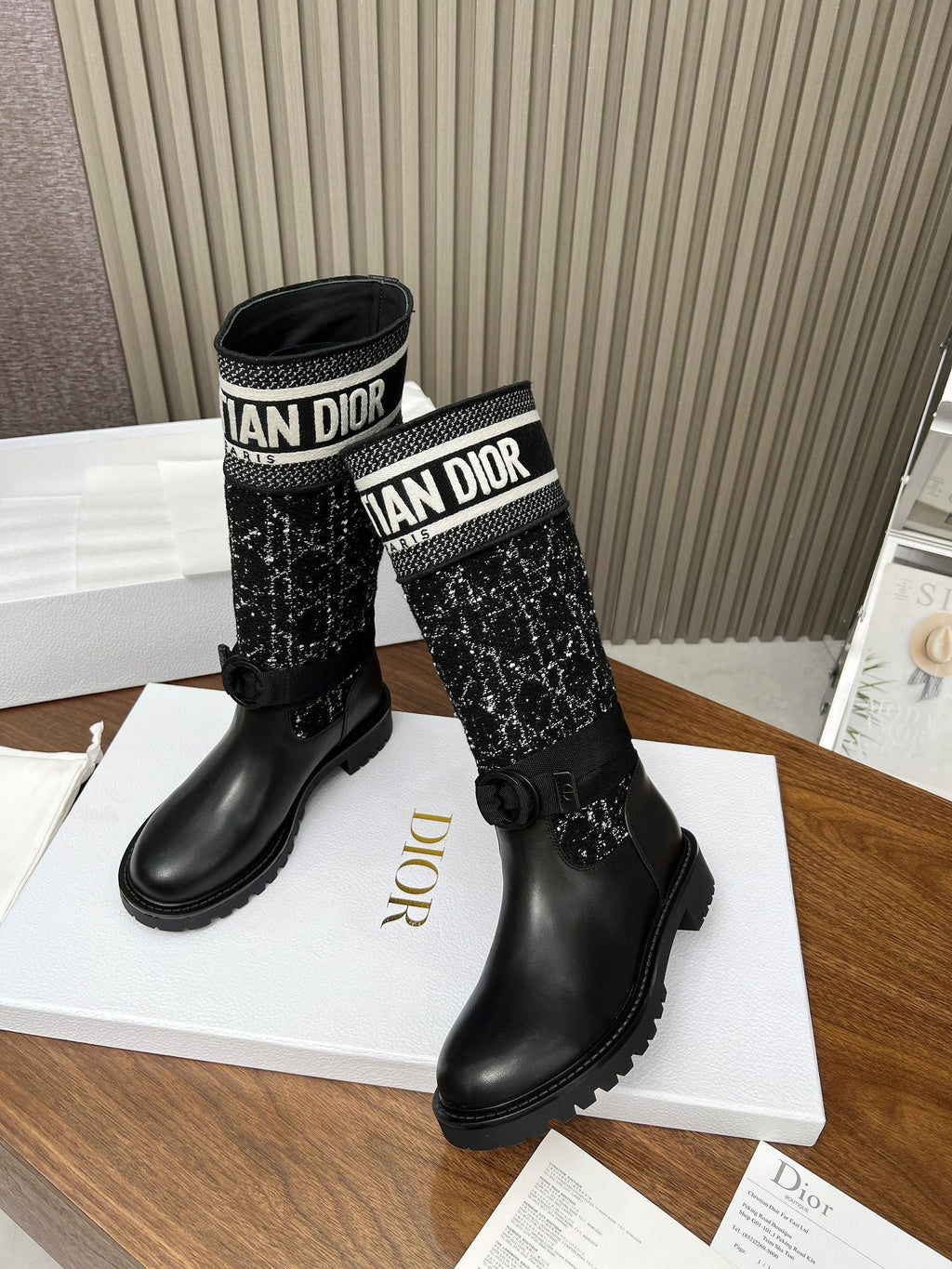Ezyycart Bags DD D MAJOR BOOT CALFSKIN AND CANNAGE TWEED BLACK AND WHITE KCI981CWY S17X