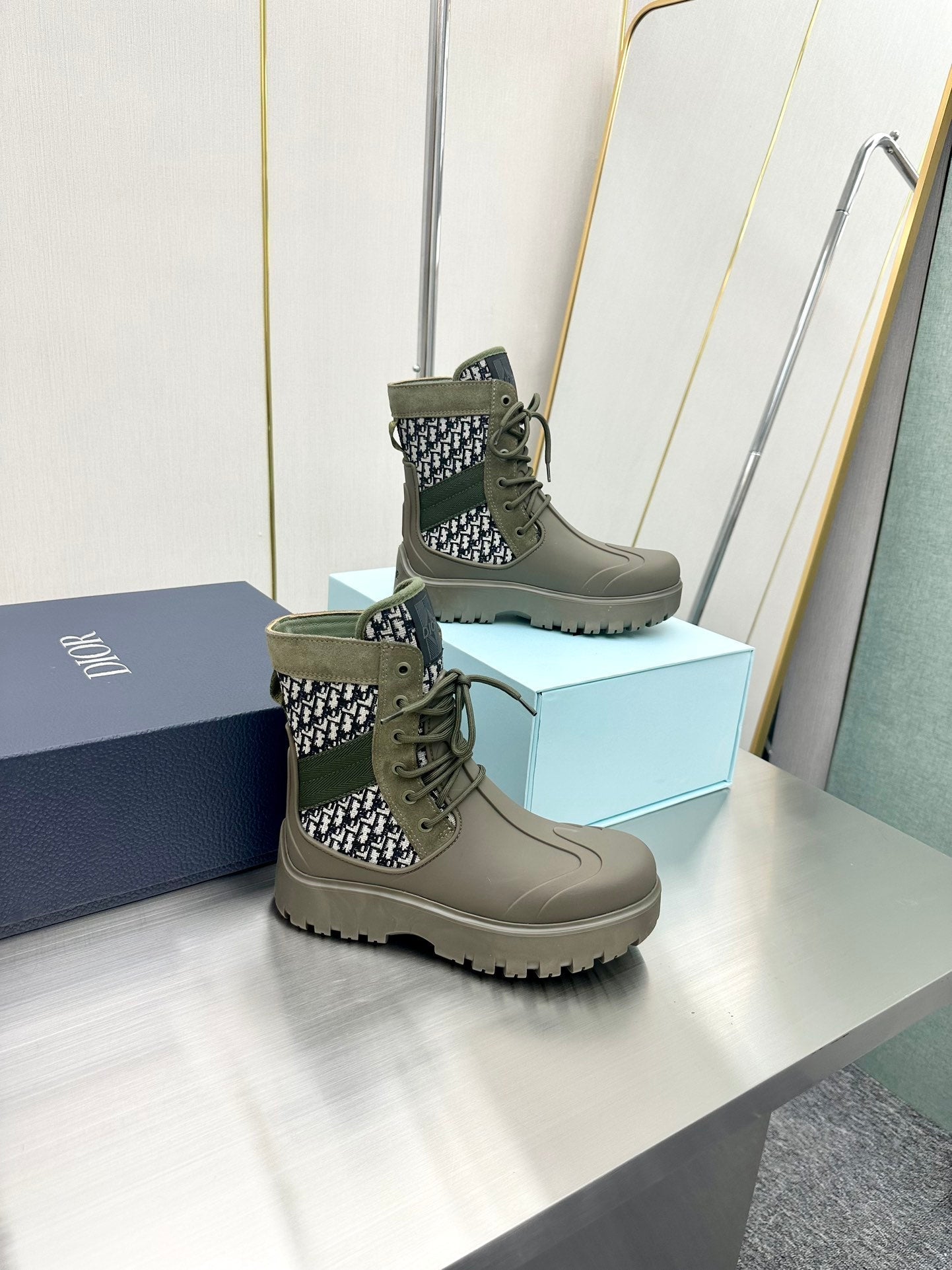 Ezyycart Bags DD GARDEN LACE UP BOOT GREEN