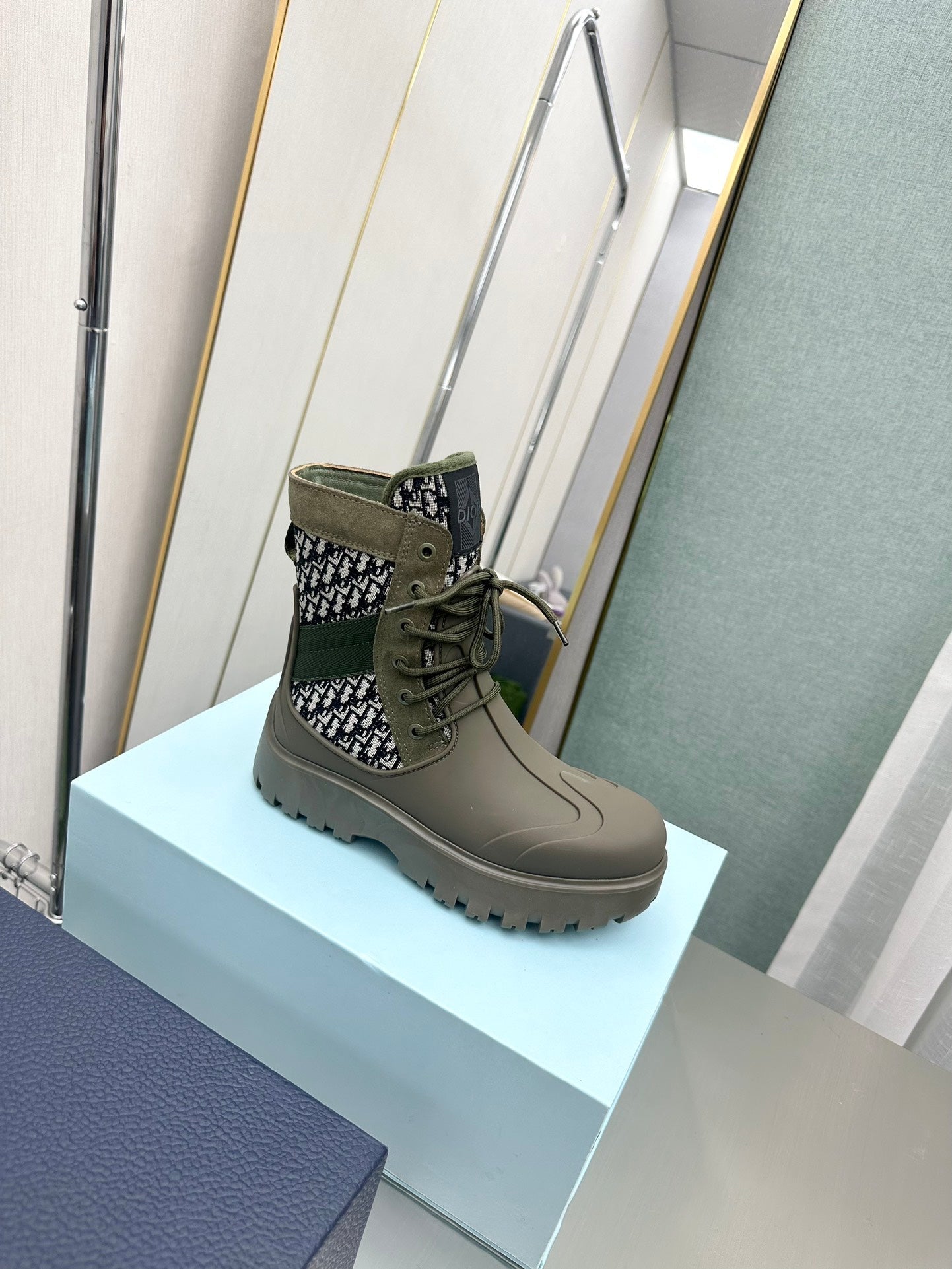 Ezyycart Bags DD GARDEN LACE UP BOOT GREEN