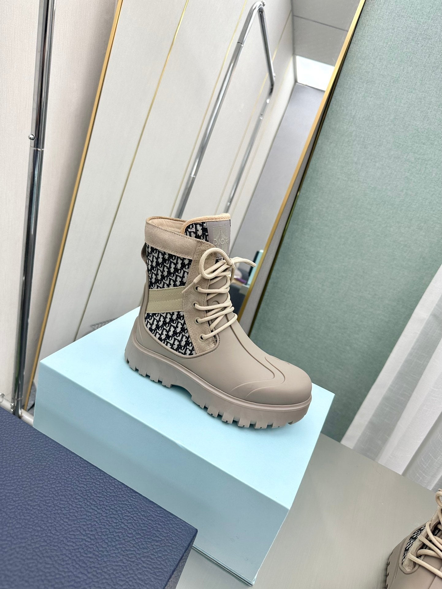 Ezyycart Bags DD GARDEN LACE UP BOOT BEIGE 3BO315ZYH H164