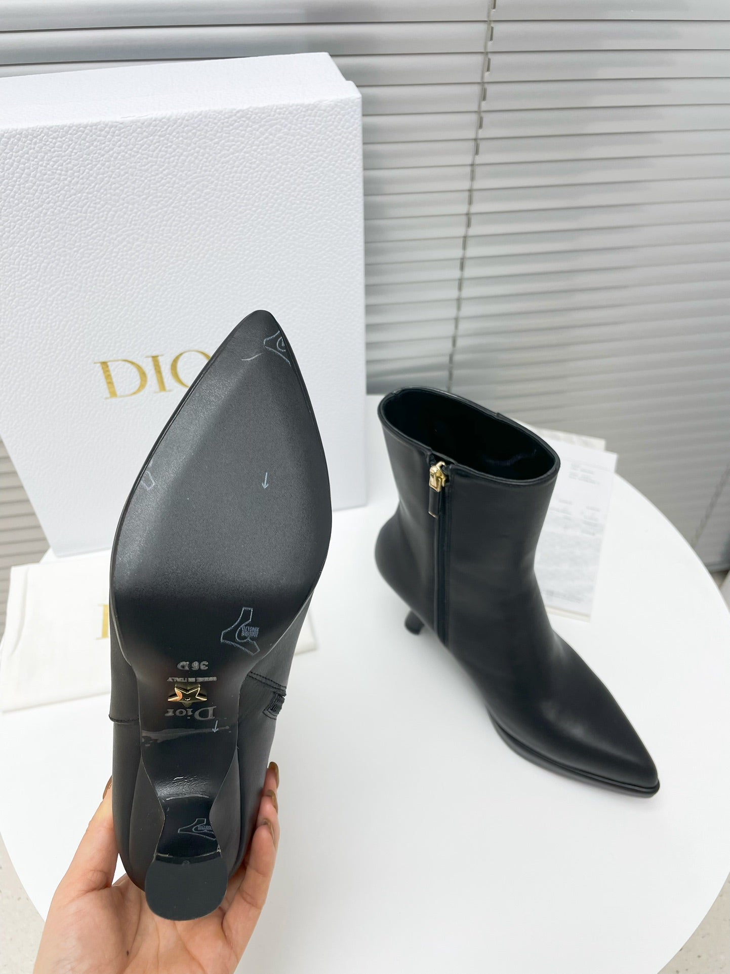 Ezyycart Bags DD LEATHER ANKLE BOOTS BLACK