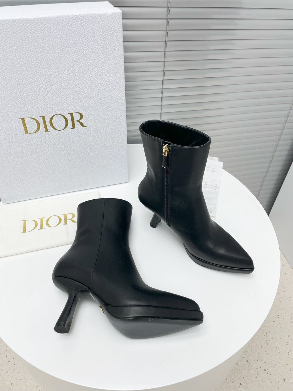 Ezyycart Bags DD LEATHER ANKLE BOOTS BLACK
