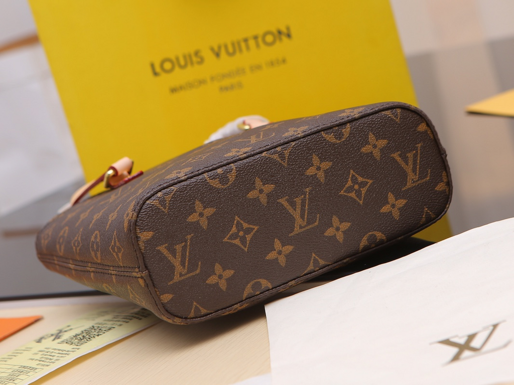 Anum Bags Elite Carryalls