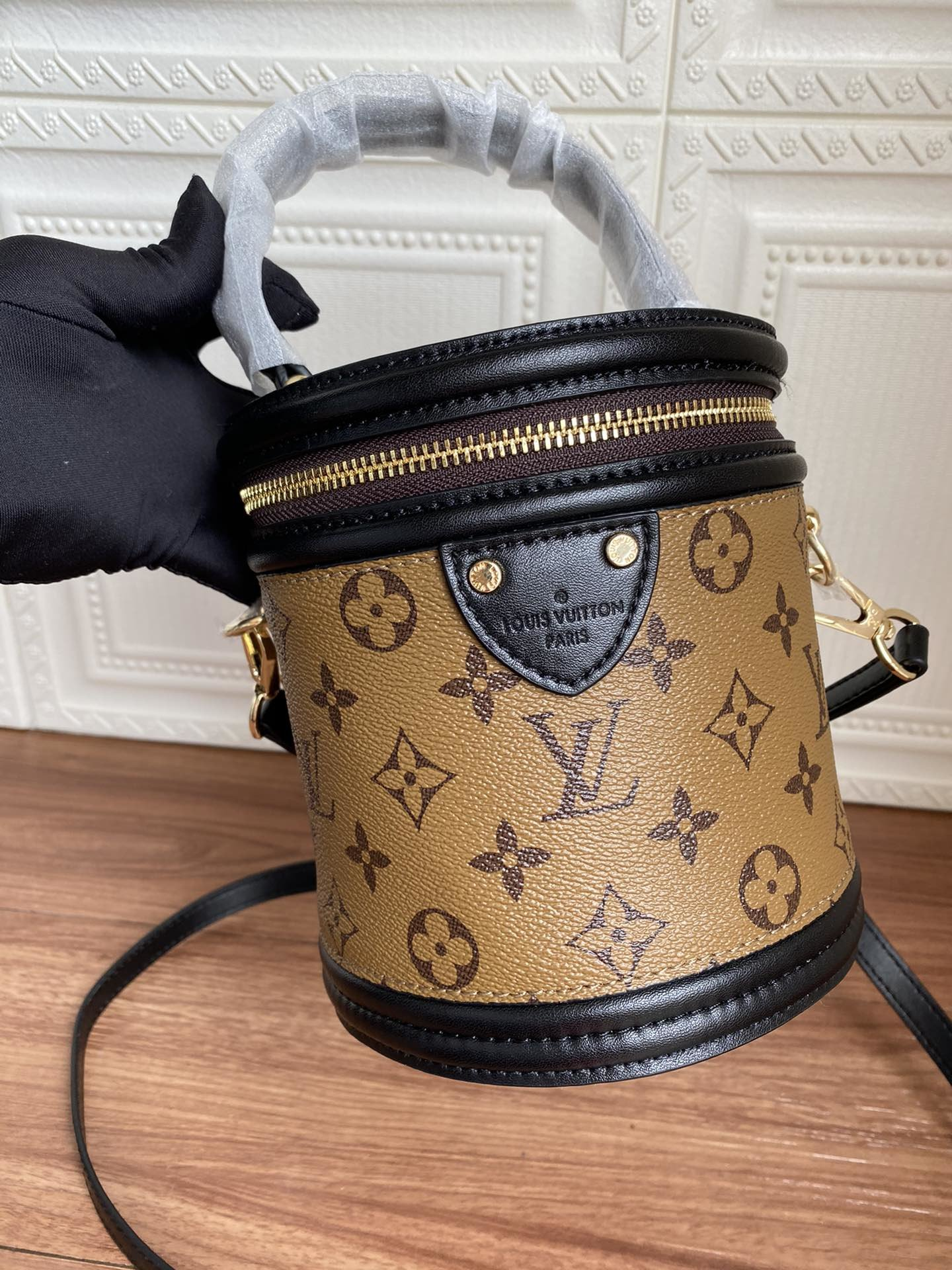 Anum Bags Elite Carryalls