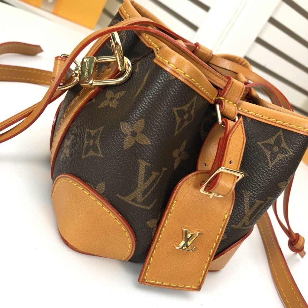 Anum Bags Elite Carryalls
