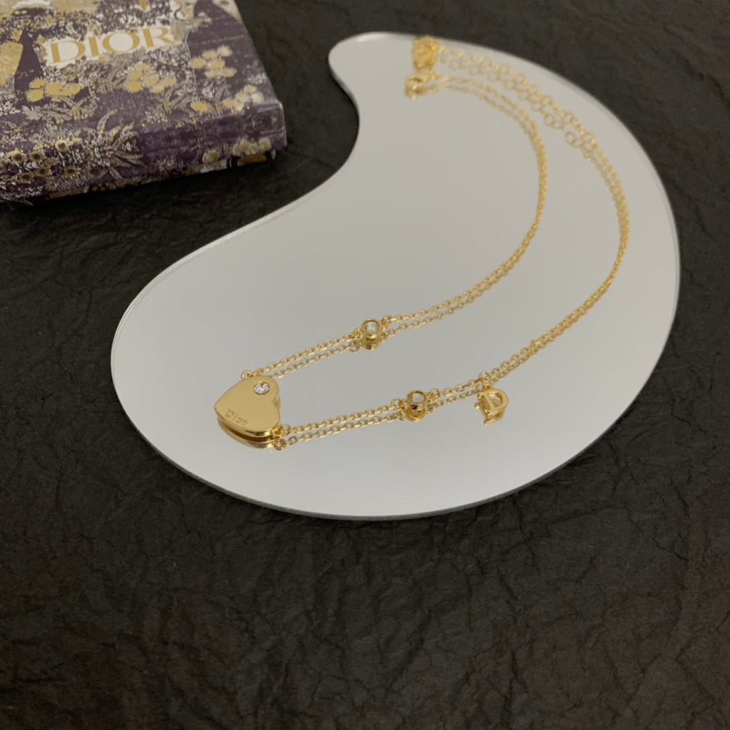 Anum Bags Necklace DIR003