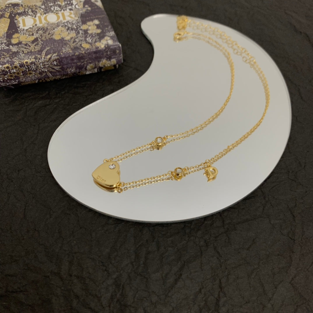 Anum Bags Necklace DIR003