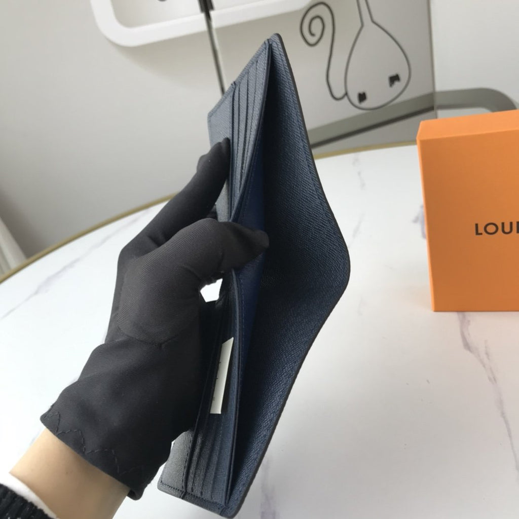 Anum Bags Wallet LUV 012
