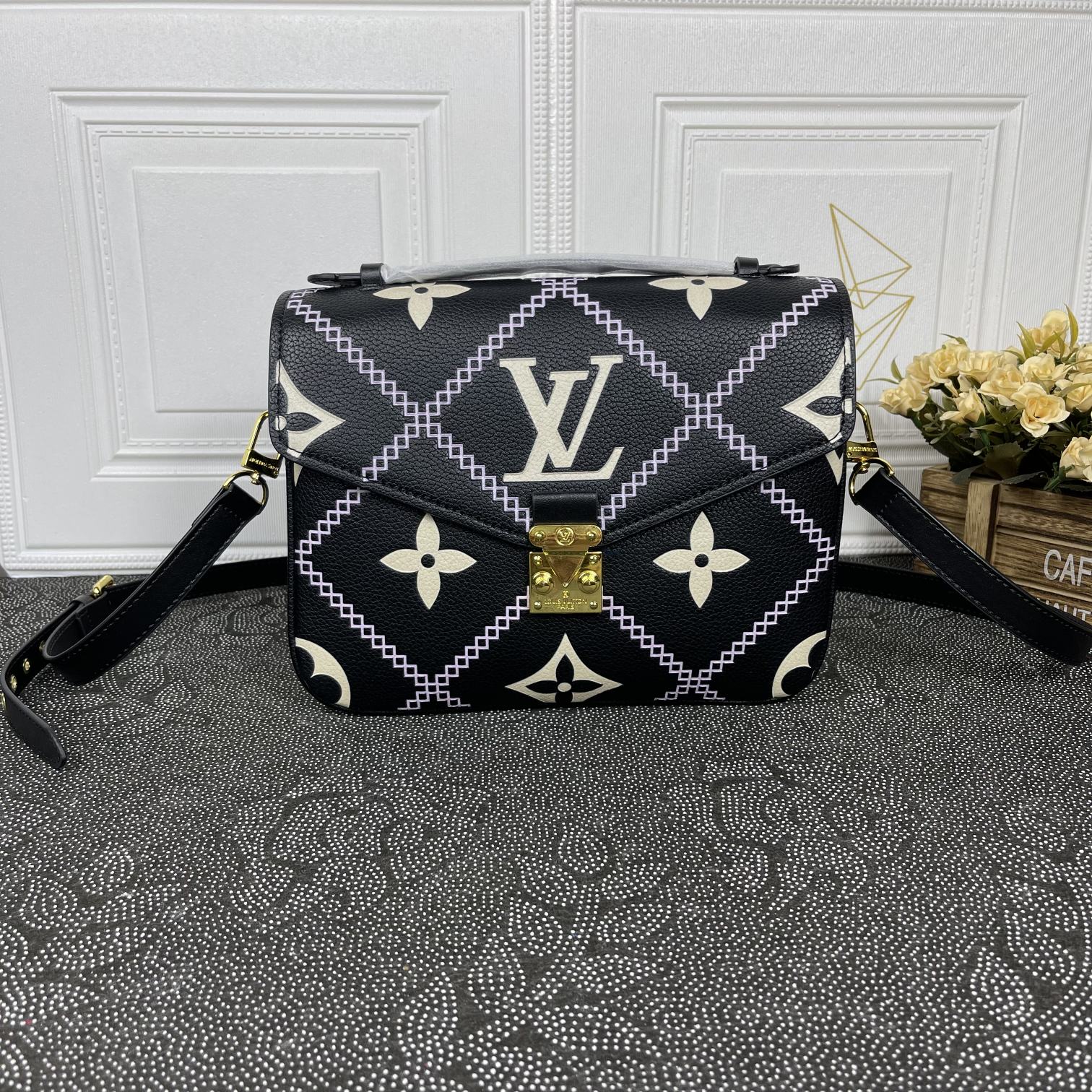 Anum Bags Elite Carryalls