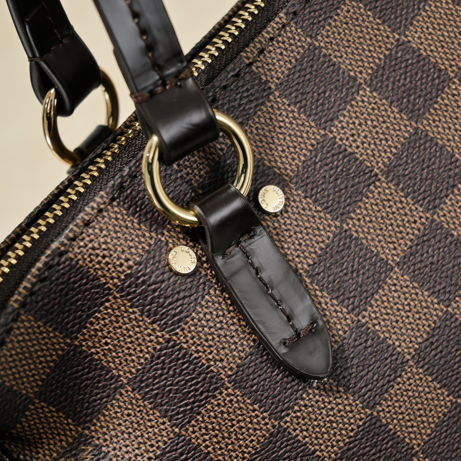 Anum Bags Elite Carryalls