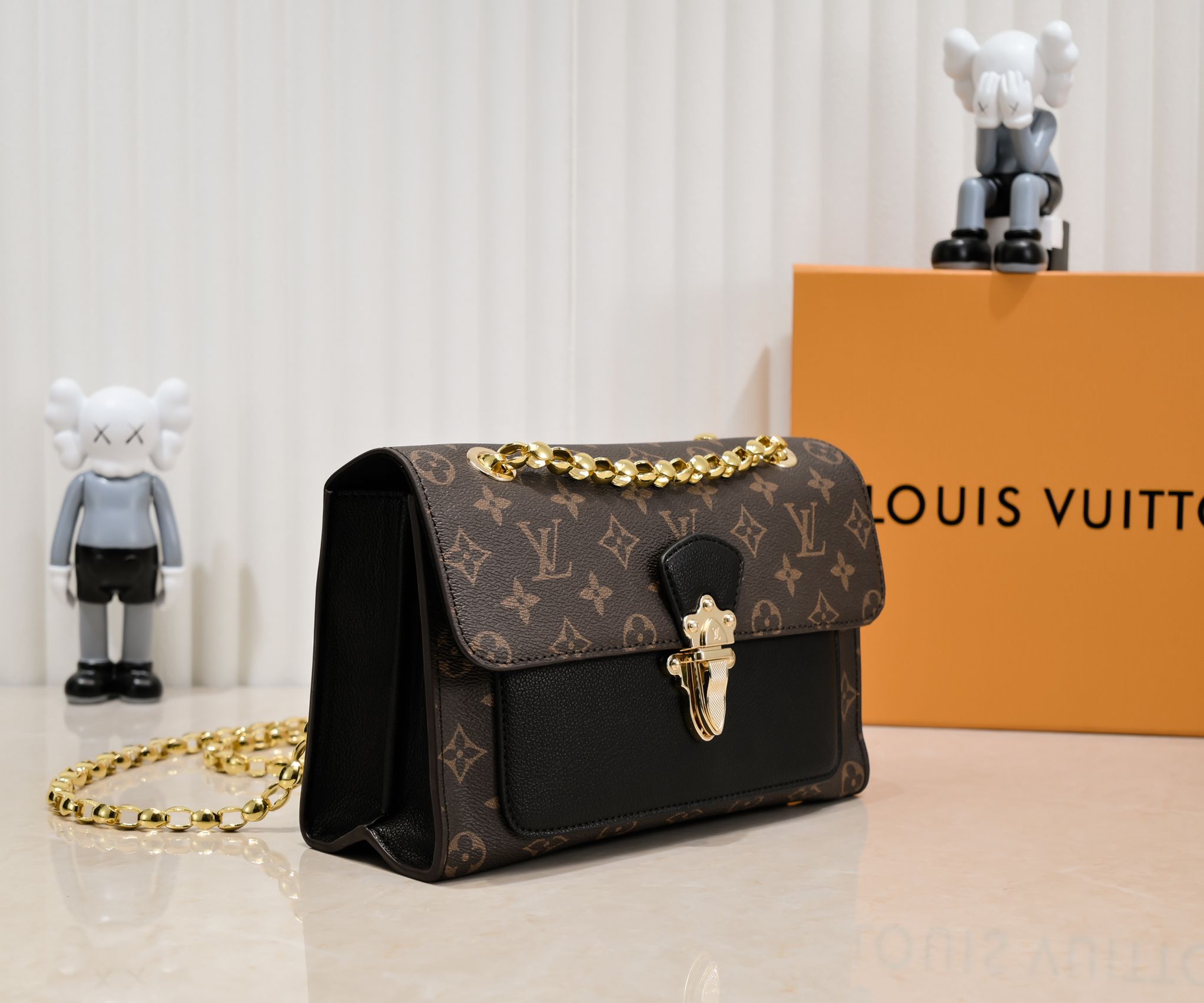Anum Bags Elite Carryalls