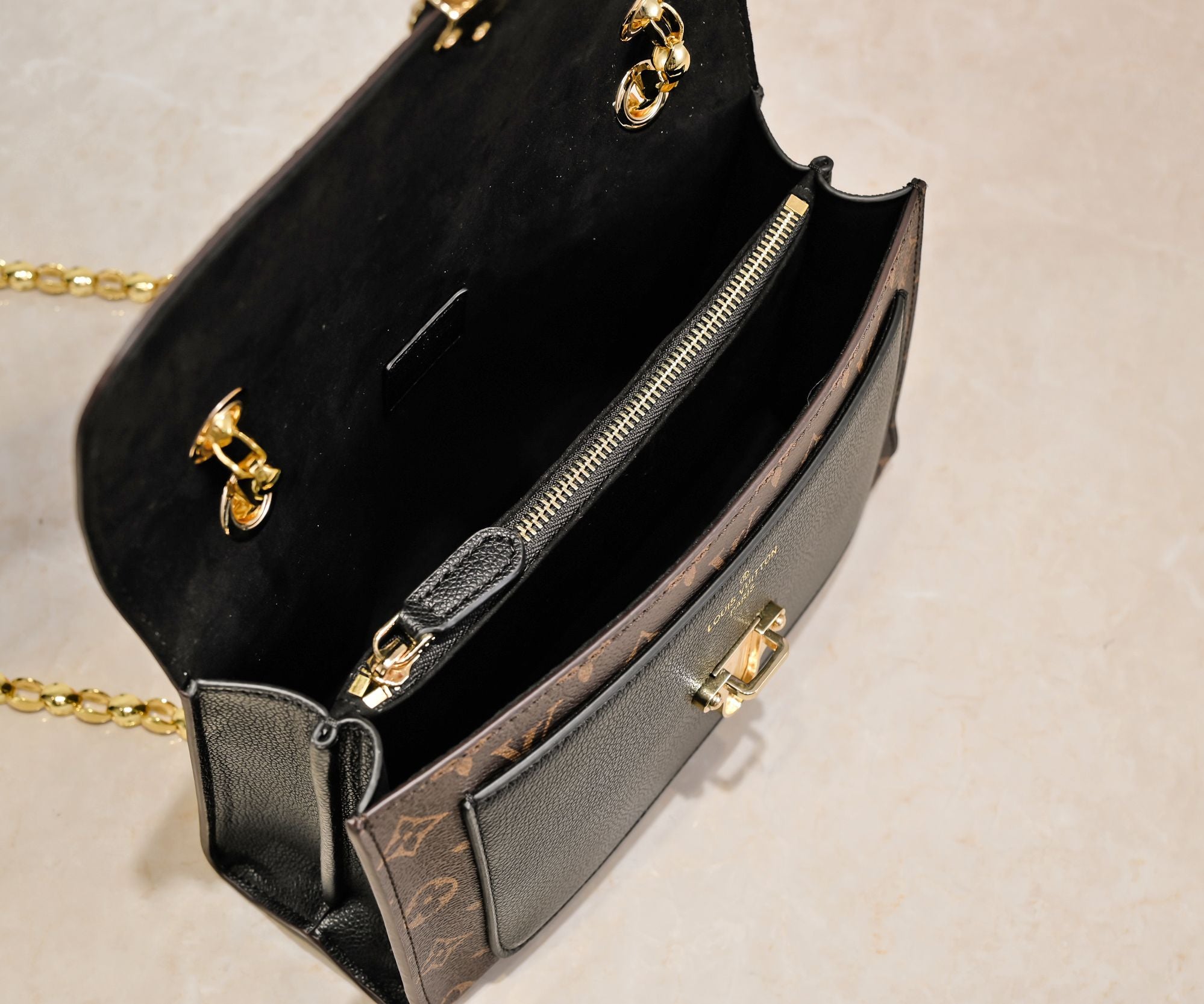 Anum Bags Elite Carryalls