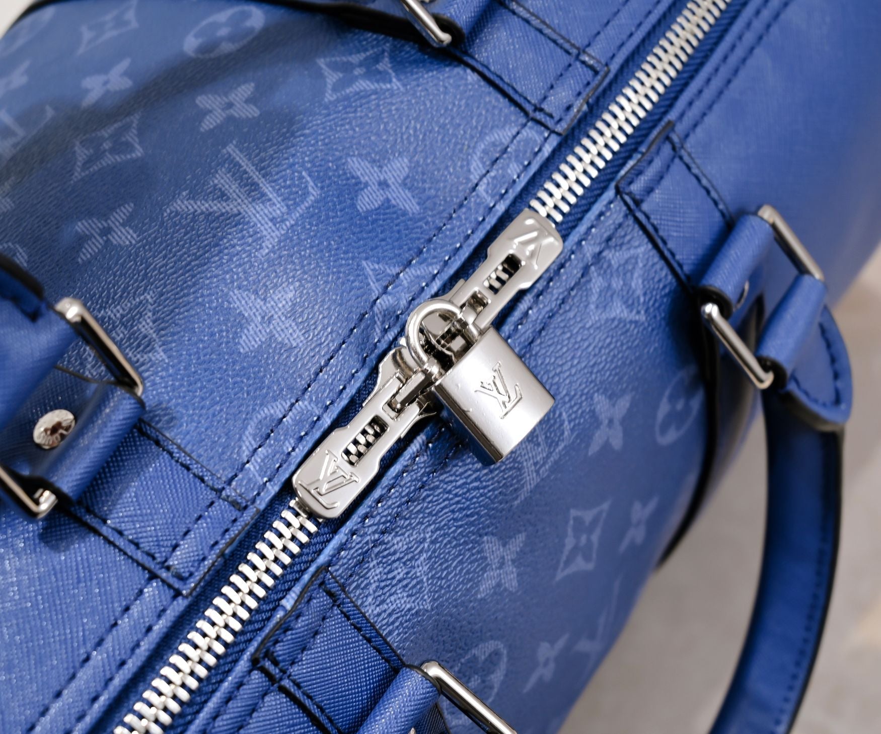 Anum Bags Elite Carryalls