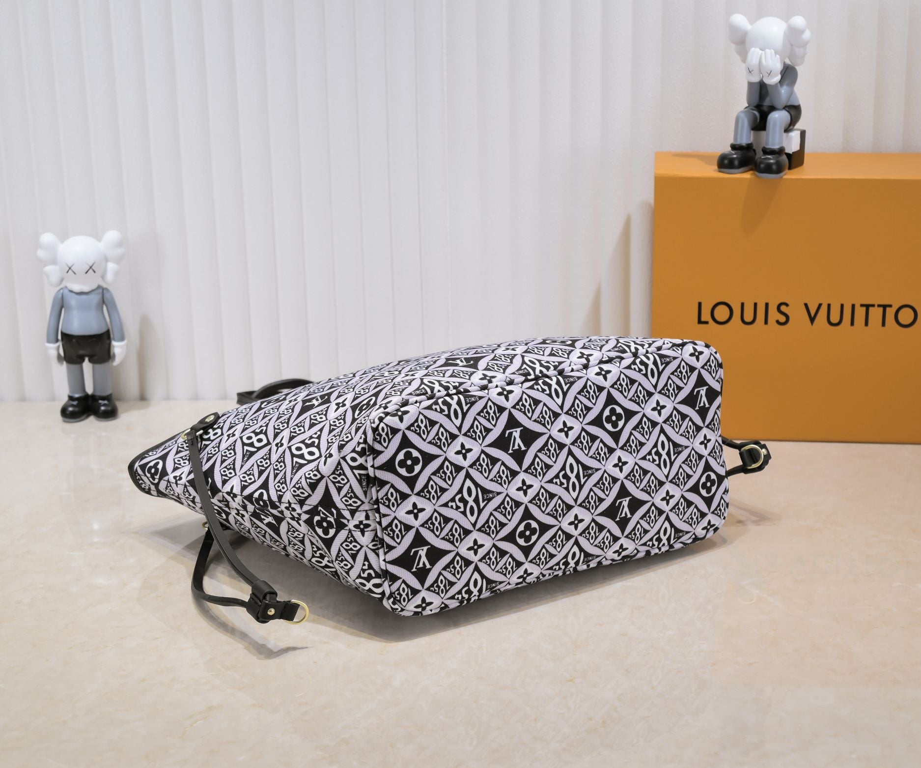 Anum Bags Elite Carryalls