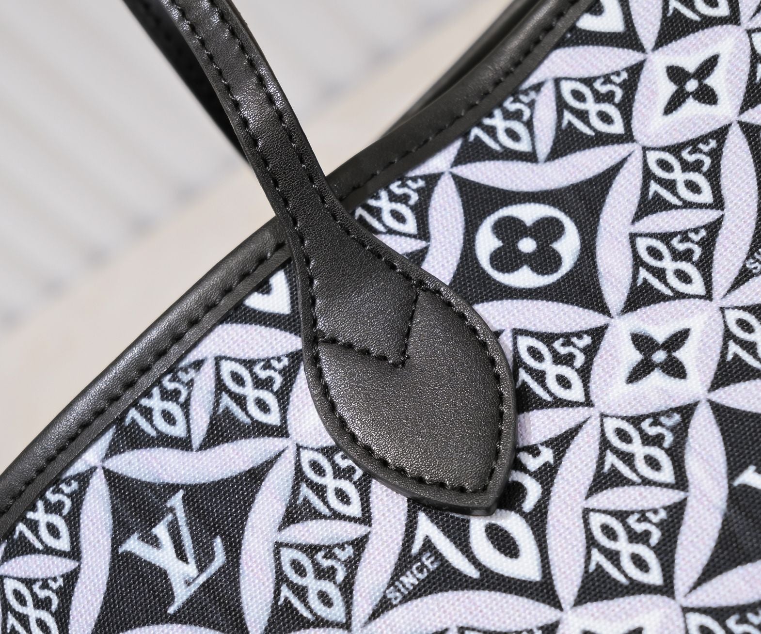 Anum Bags Elite Carryalls