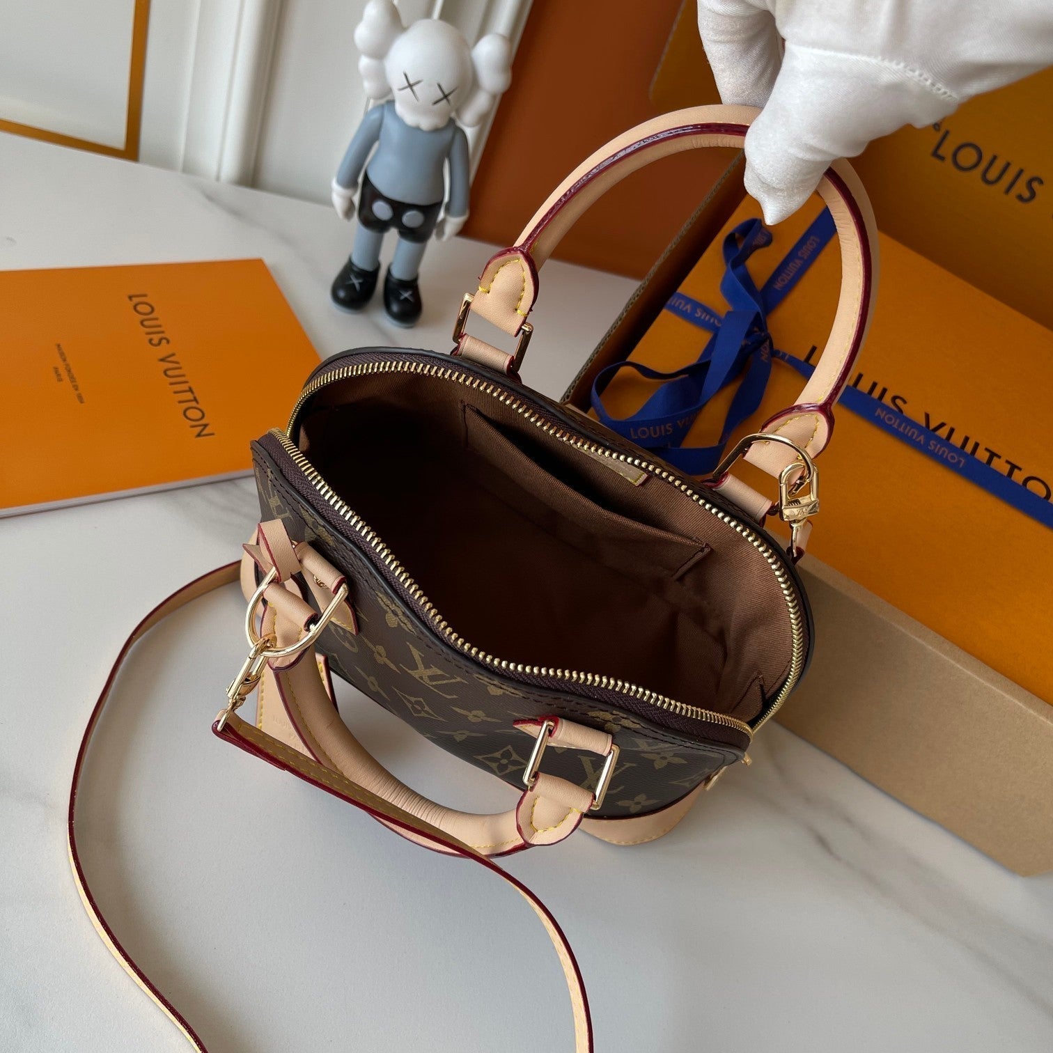 Anum Bags Elite Carryalls