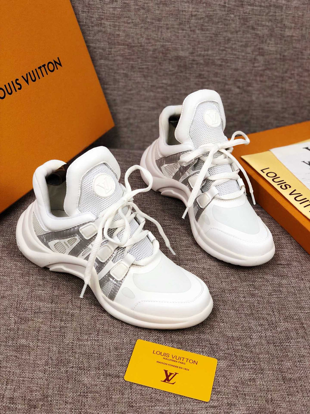 Anum Bags LUV Archlight White Sneaker