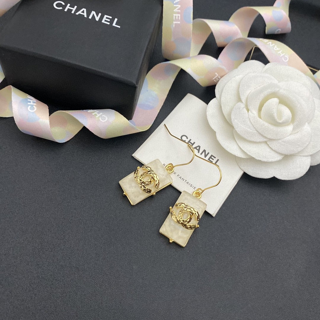 Anum Bags Earring CHL 026