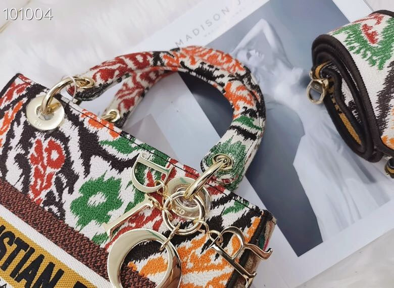 Anum Bags MV - Dir Bags - 087
