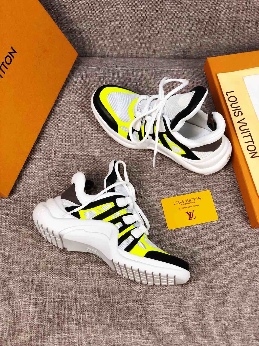 Anum Bags LUV Archlight Black White Yellow Sneaker