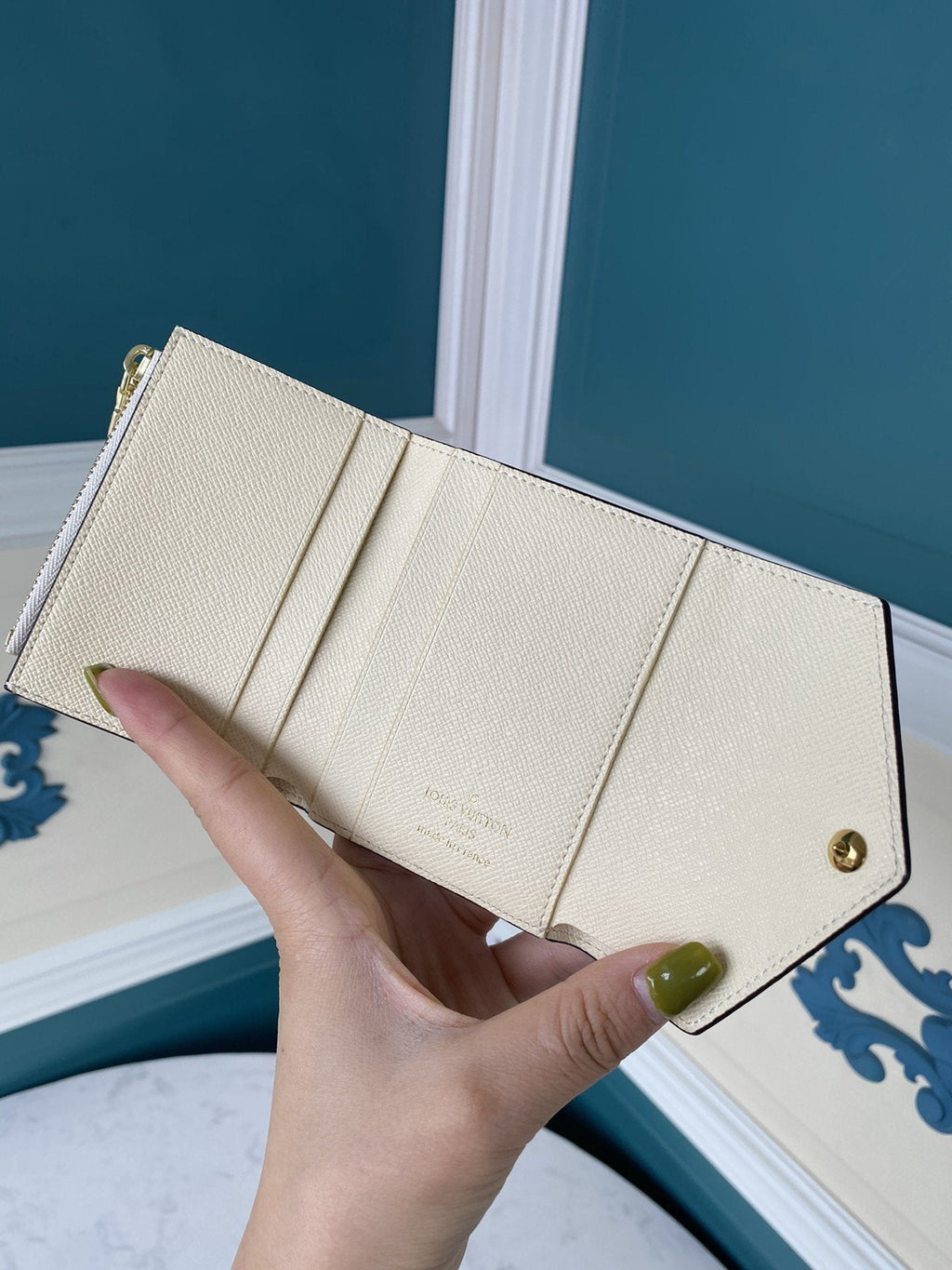 Anum Bags Wallet LUV 081