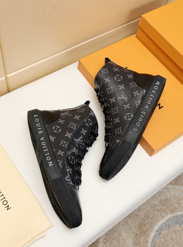 Anum Bags LUV Stellar Trainer Boot Black Sneaker