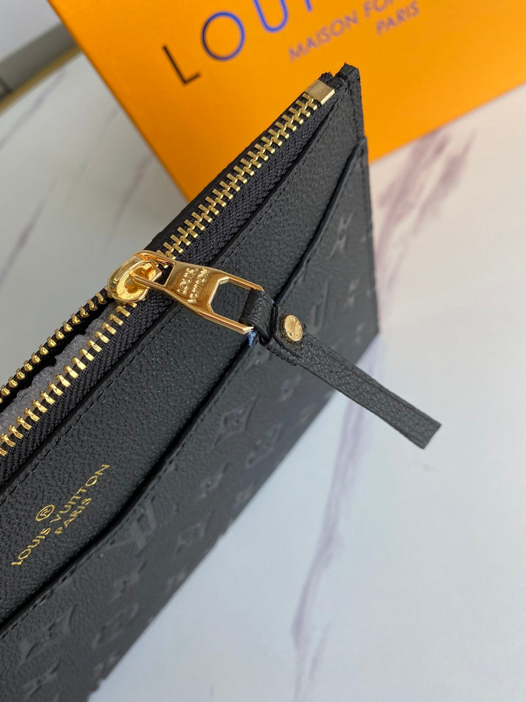 Anum Bags Wallet LUV 064