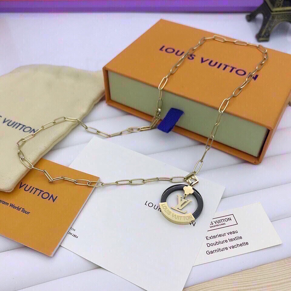 Anum Bags Necklace LUV002
