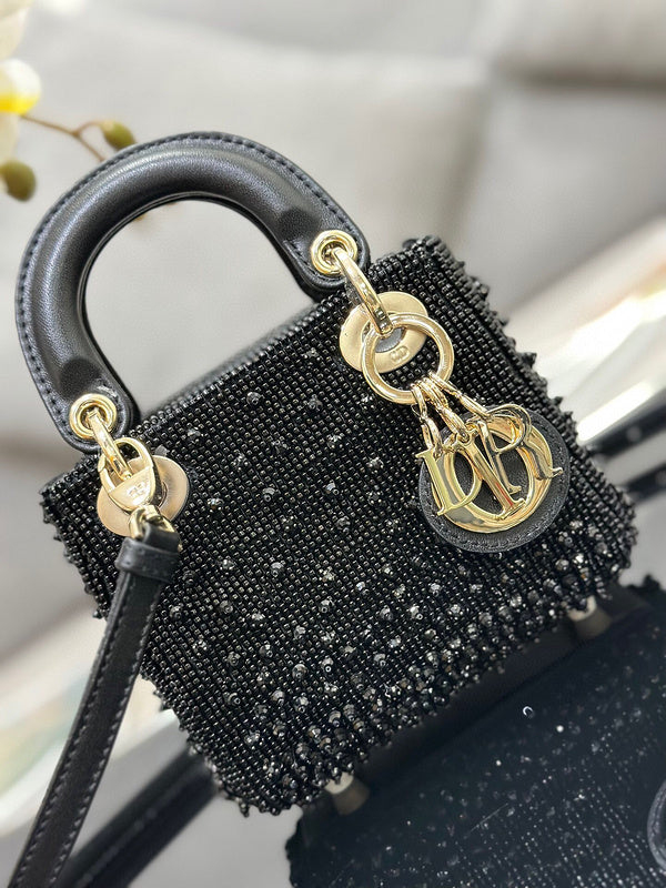 Anum Bags MV - Dir Bags - 004