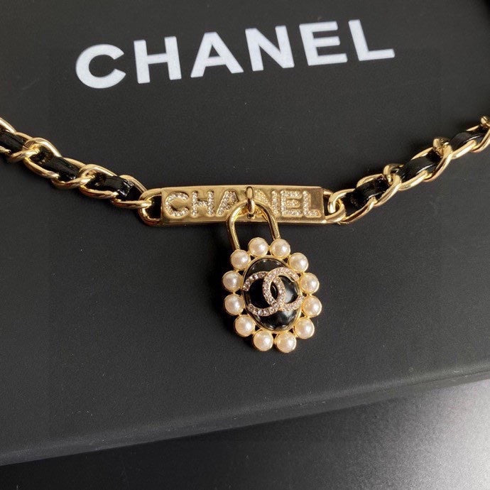 Anum Bags Necklace CHL032