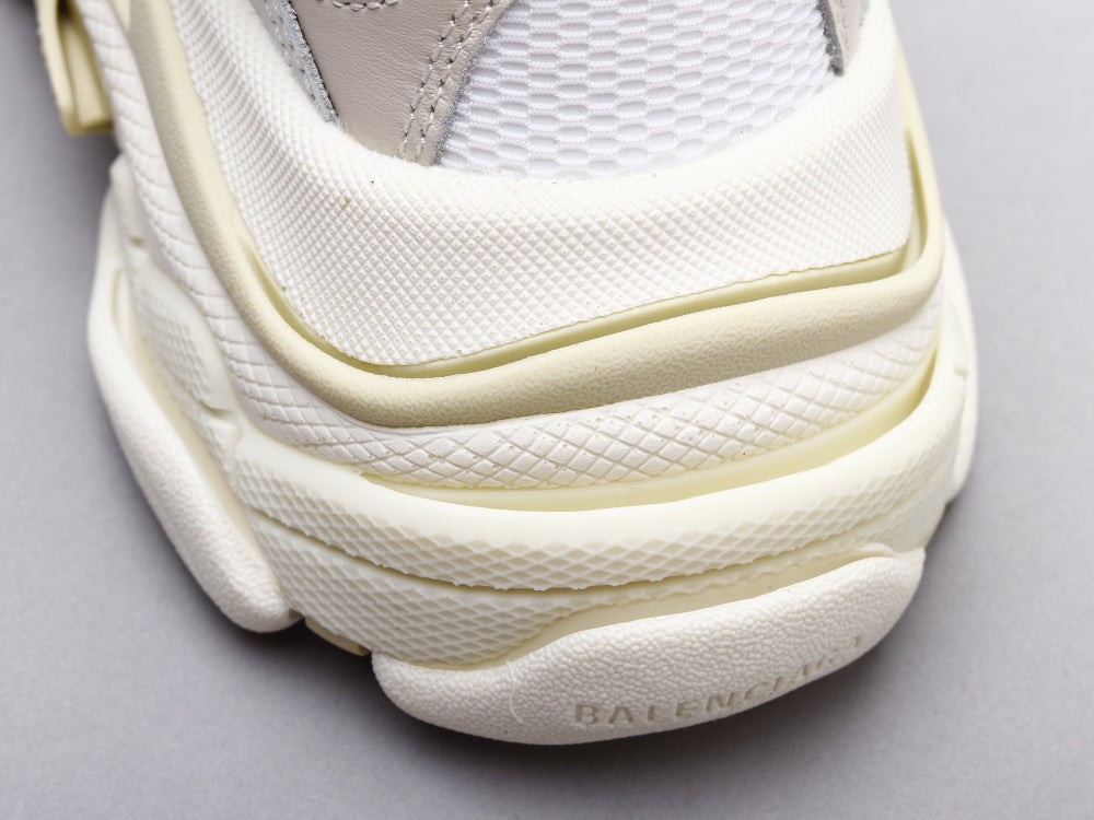 Ezyycart Bags Bla Triple S Pure White Sneaker