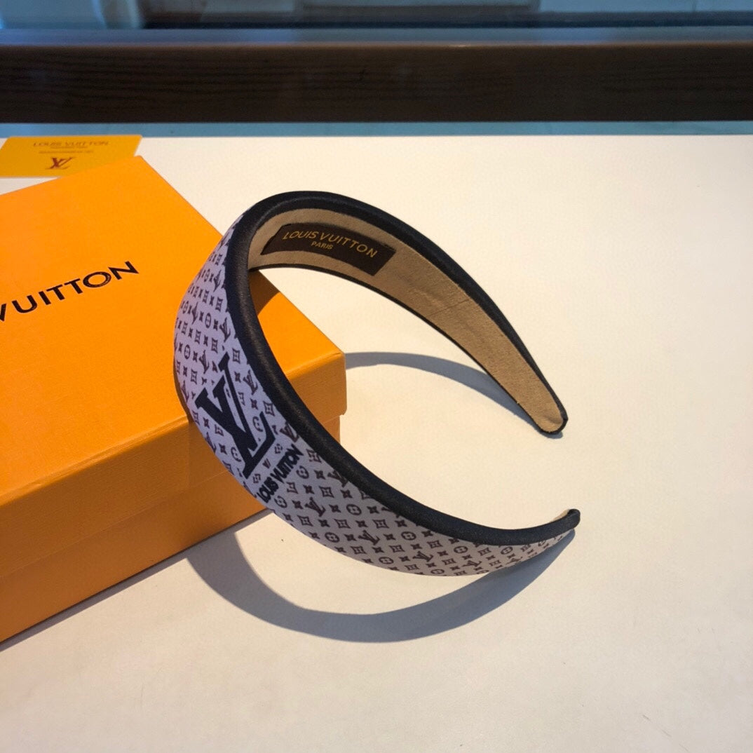 Anum Bags New Hair Band LUV 031