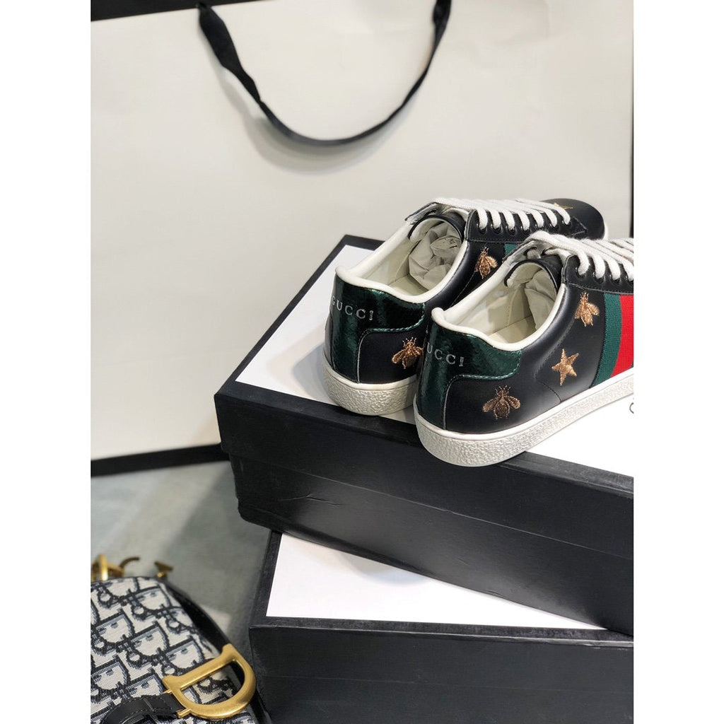 Ezyycart Bags MO-GCI Ace Embroidered 'Bees and Stars Sneaker 064