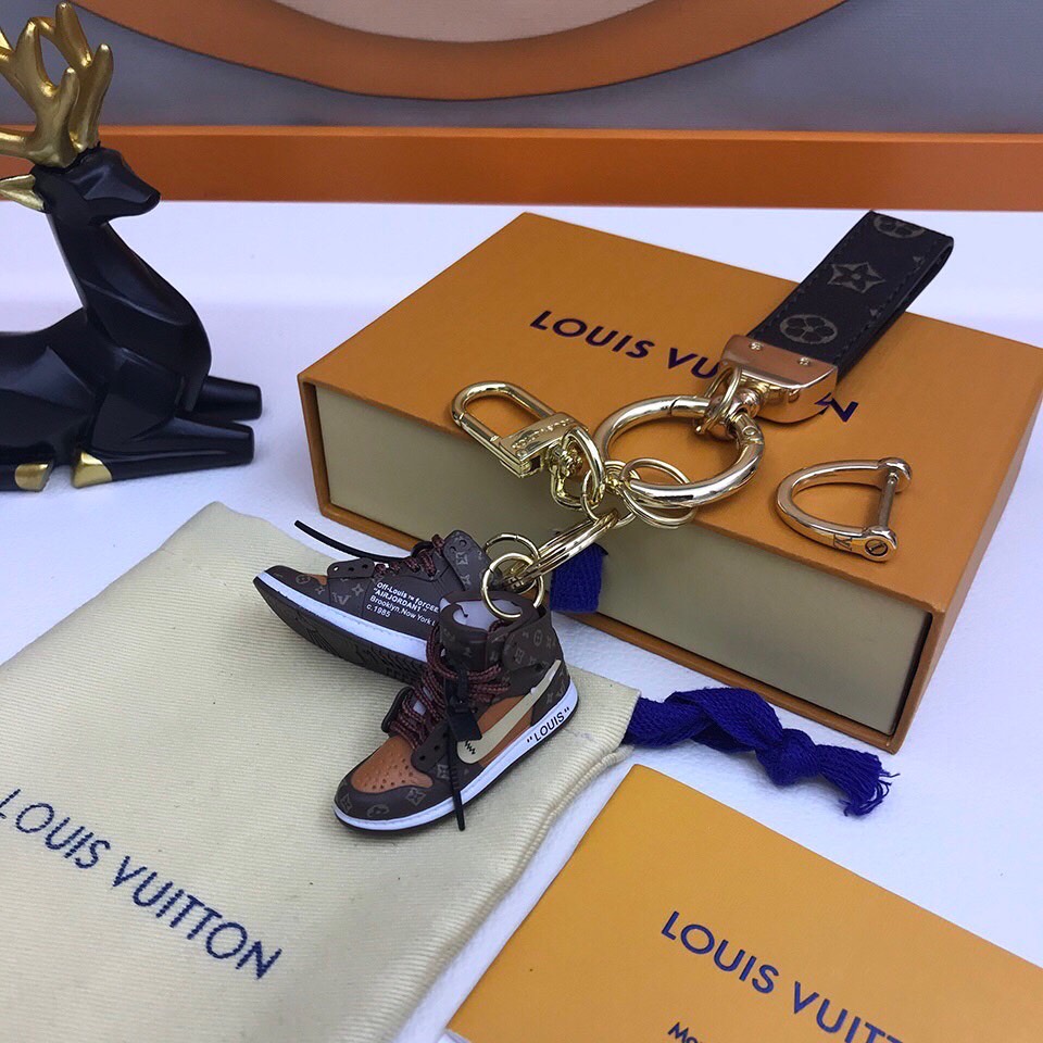 Anum Bags Keychains LUV 009