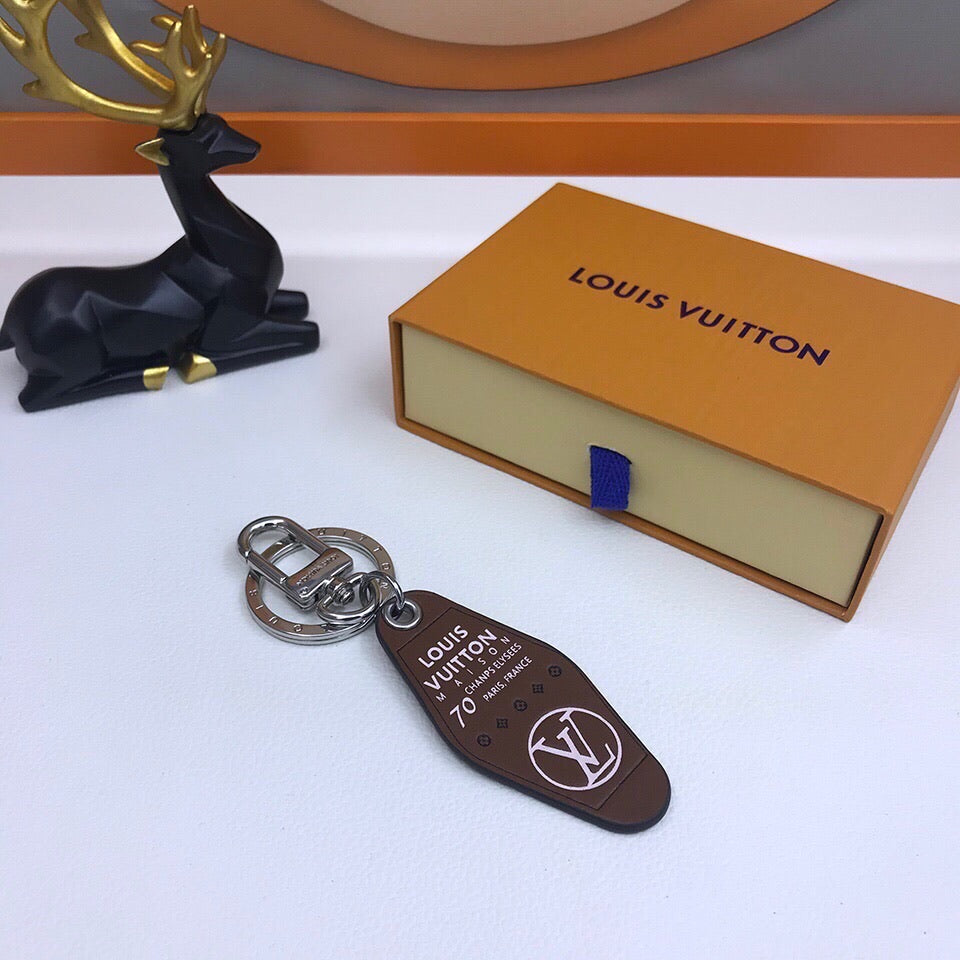 Anum Bags Keychains LUV 008
