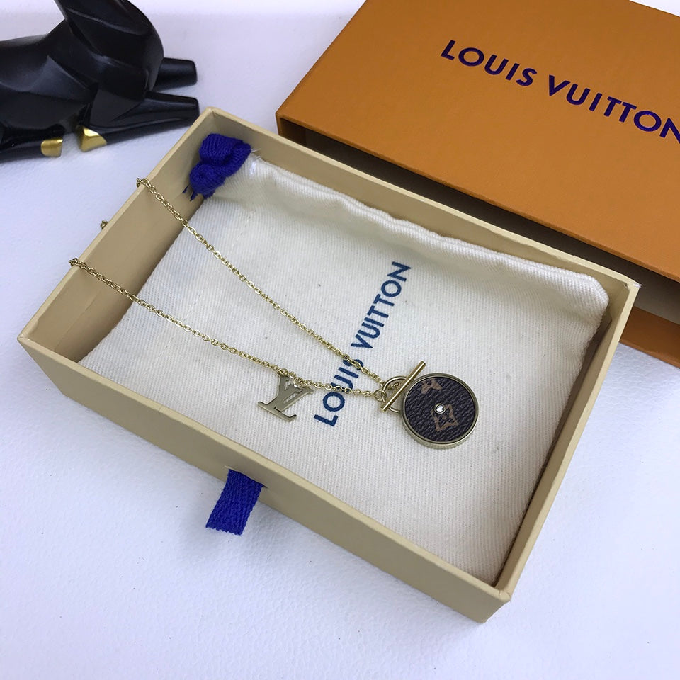 Anum Bags Necklace LUV012