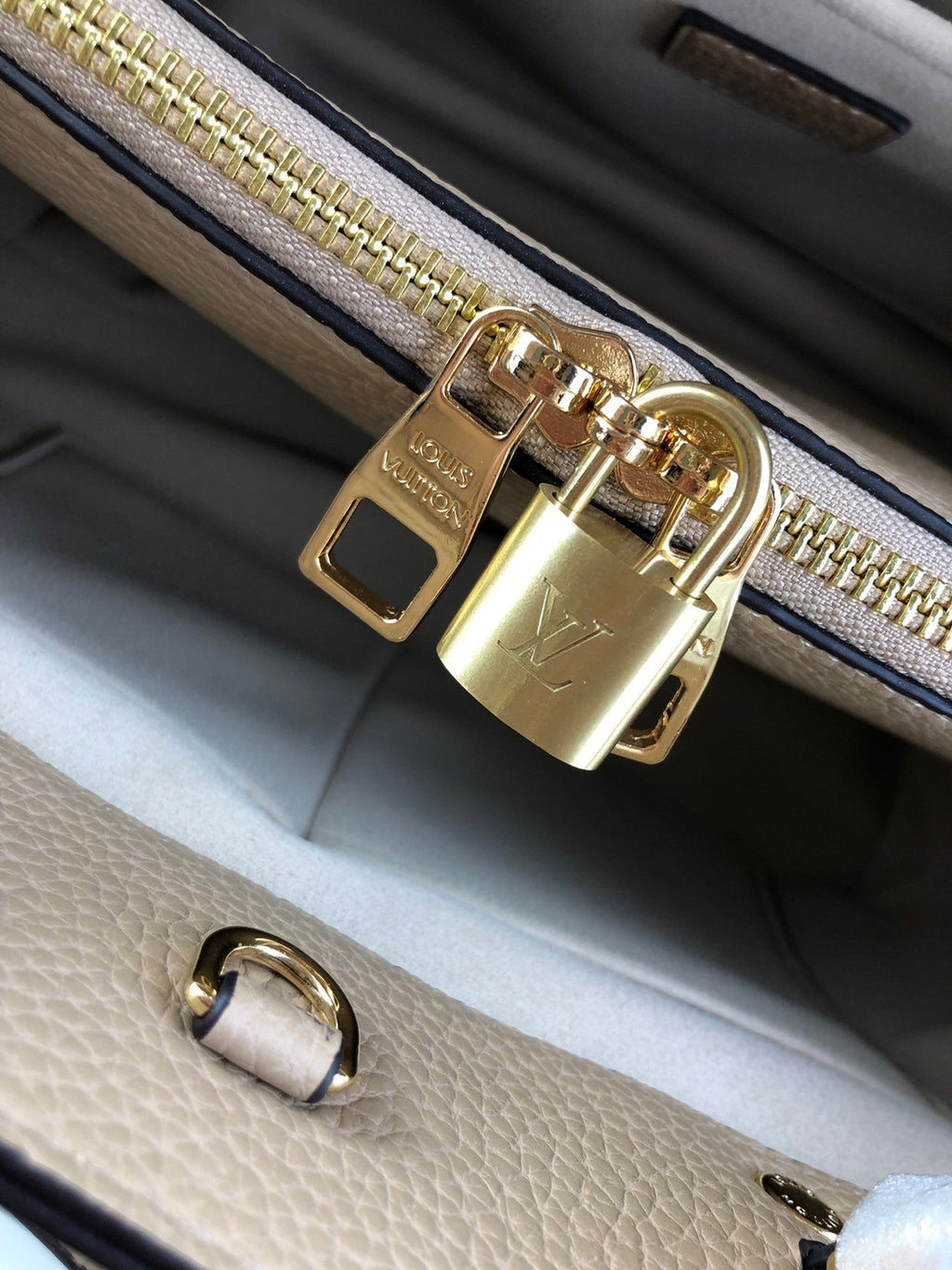 Anum Bags Bags LUV 035