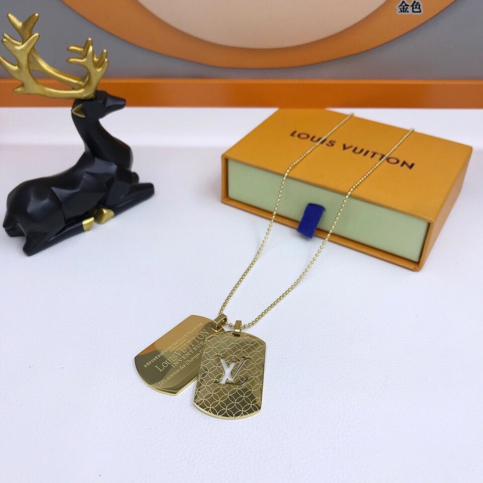 Anum Bags Necklace LUV021