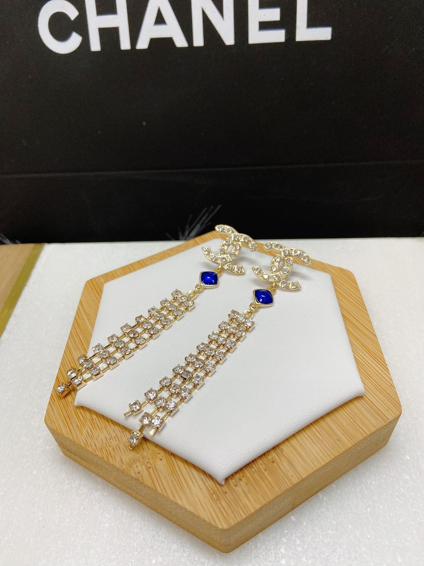 Anum Bags Earring CHL 010